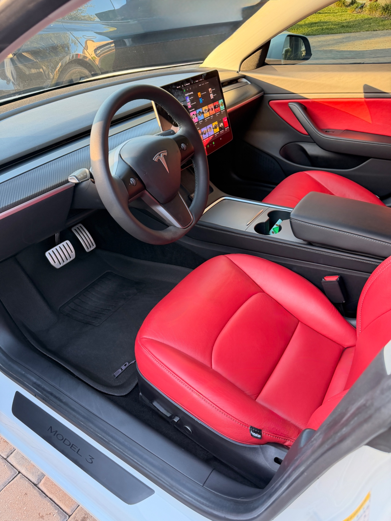 Tesla Detail